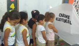 Projeto Eleitor Mirim estimula votação em escola