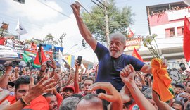 Lula é oficializado candidato à Presidência pelo PT