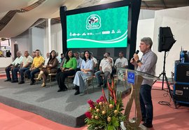 Abertura da 42ª Expo Bacia Leiteira é realizada com a presença de autoridades e produtores locais