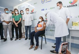 Alagoas tem 1% da população vacinada contra a covid-19