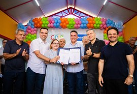 Governo de Alagoas entrega pacote de obras em Cajueiro