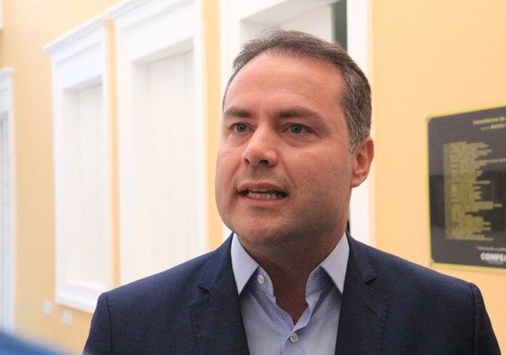 Renan Filho segue fazendo alianças para eleições 2020