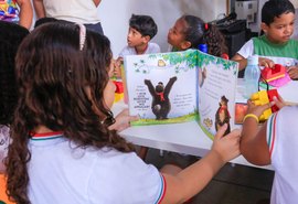 Cria participa da Bienal do Livro de Alagoas com atividades lúdicas