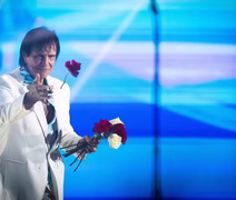 Roberto Carlos sofre acidente durante gravação do especial da Globo