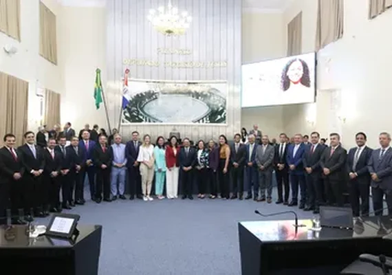 Reviravolta: oposição articula uma só chapa de deputado estadual em AL