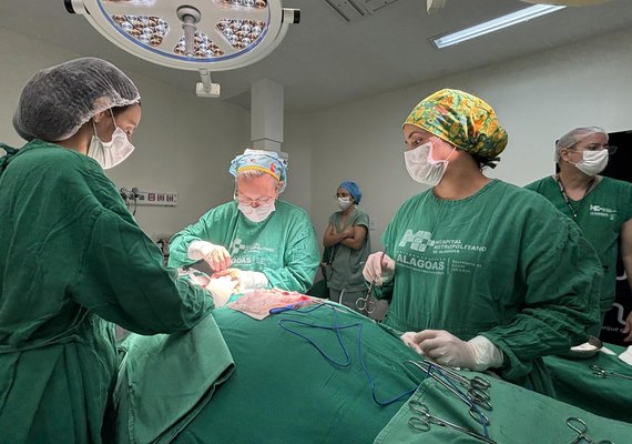 Hospital Metropolitano realiza cirurgia de câncer de pele com reconstrução