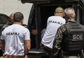 Chefes do Comando Vermelho são transferidos para presídios federais, no Rio