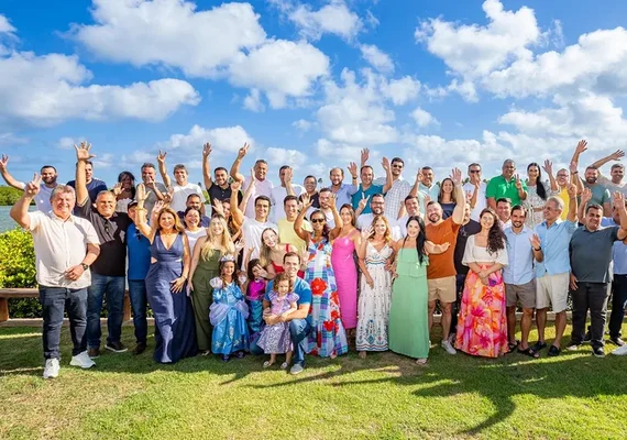 Apenas quatro vereadores “estão fora” da bancada de JHC em Maceió