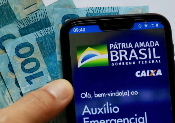 Governo estuda renovação do auxílio apenas por alguns meses