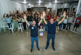 'Encontro do time que Alagoas confia' reúne apoiadores na parte alta de Maceió