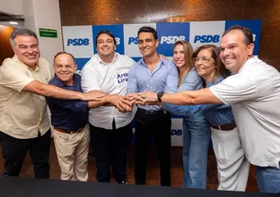 JHC bota PSDB no jogo e monta, em 4 dias, chapas de federal e estadual