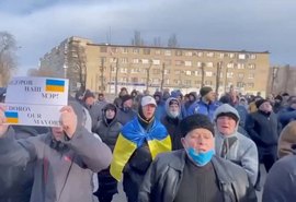 Forças russas soltam prefeito da cidade de Melitopol, diz Ucrânia