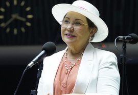 Tereza Nelma se filia ao partido de Rui Palmeira