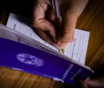 Brasil cria 85,8 mil vagas formais de emprego em abril