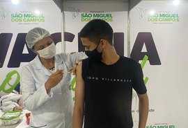 São Miguel dos Campos inicia vacinação contra Covid-19 para jovens de 12 anos nesta quinta (23)