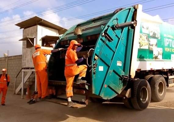 Em Arapiraca, motoristas e garis paralisam atividades por falta de pagamento