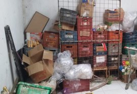 Visa apreende uma tonelada de alimentos estragados em supermercado