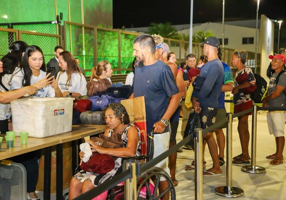 Campanha Aquecendo Vidas entrega cobertores no Centro de Maceió até dia 8 de junho