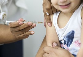 Criança sem cicatriz não precisa refazer vacina BCG, diz ministério