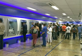 Abono: Trabalhadores alagoanos têm até sexta para sacar R$ 7,5 milhões