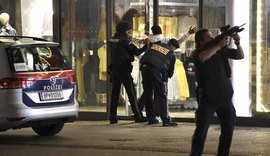 Ataque a tiros perto de sinagoga em Viena deixa três mortos