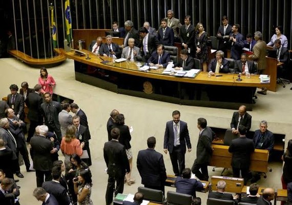 Vai sobrar votos: a partir de agora, deputados só querem apoio de peso