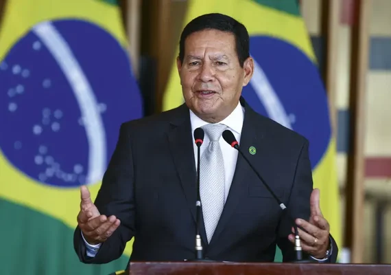 Cocadeira e vice-presidente: confira a lista de homenageados na Semana da República