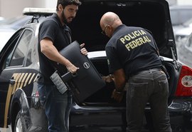 Polícia Federal apura falsa oferta de vacinas contra covid