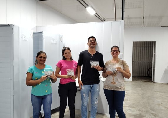 Coopaiba inclui mulheres da agricultura familiar no beneficiamento de bolos e doces em Piaçabuçu