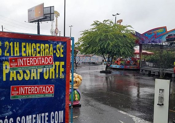 Após confusão e registros de aglomeração, parque de diversões em Maceió é interditado