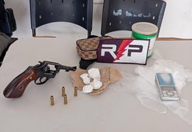 Arma e drogas são apreendidas pela Polícia Militar em Arapiraca