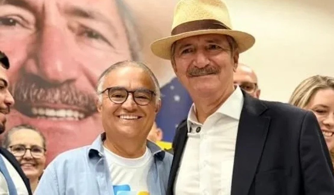 Mais um nó de navio para o equilibrista JHC desfazer: vai apoiar Joaquim ou ficar contra o candidato do papai João Caldas?