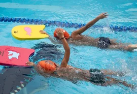 Criança quase morre em aula de natação e caso choca Maceió
