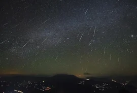 Última grande chuva de meteoros do ano ocorre na noite desta sexta