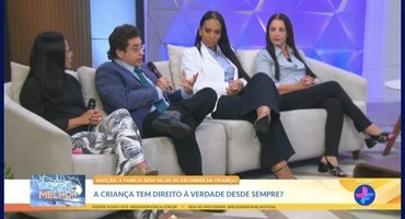 O psicólogo e escritor Alexander Bez participa de debate no programa Sempre Melhor, da Rede Mais Família de Televisão
