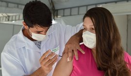Alagoas já vacinou mais de 716 mil pessoas com as duas doses ou dose única contra a covid-19