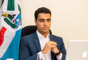 JHC soma 35 ações judiciais contra jornalistas em meio ao Caso Master