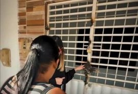 Homem descumpre medida protetiva e solda casa da ex-mulher