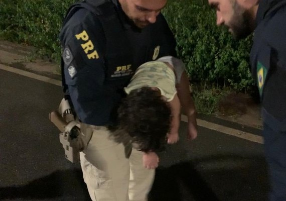 Agentes da PRF salvam bebê engasgado no bairro Santos Dumont