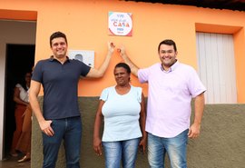 Melhorias Habitacionais: Seinfra entrega as primeiras das 150 casas em Mar Vermelho