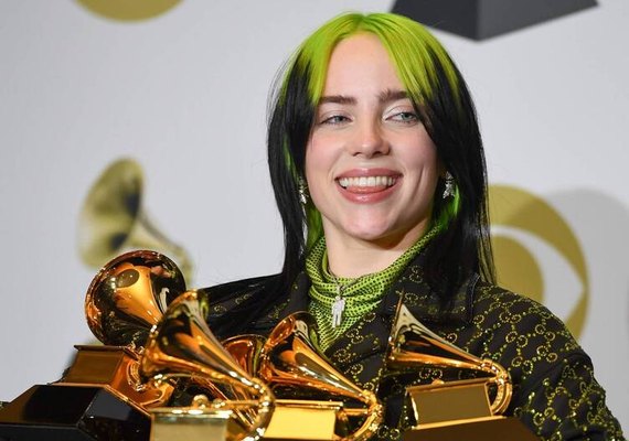 Billie Eilish cancela shows no Brasil e resto da turnê mundial