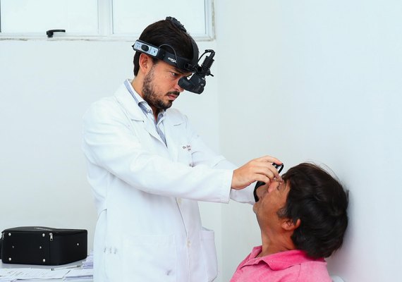 Mutirão para diagnóstico de retinopatia diabética é realizado no Hospital Metropolitano