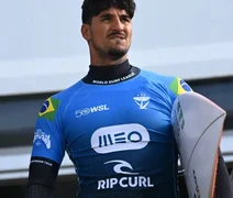 Brasil coloca três surfistas na semifinal em etapa de Peniche