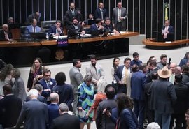 Câmara aprova redução de penas do 8 de Janeiro; veja como votaram os deputados por AL