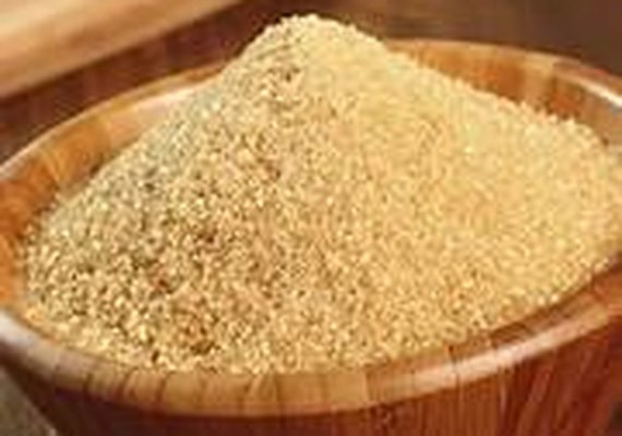 Açúcar recua nas bolsas e acumula perdas na semana