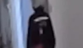 Câmeras flagram momento em que babá é morta na casa da patroa, em Maceió