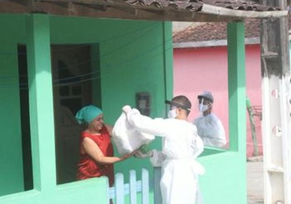 Santana do Mundaú realiza nova entrega de cestas básicas