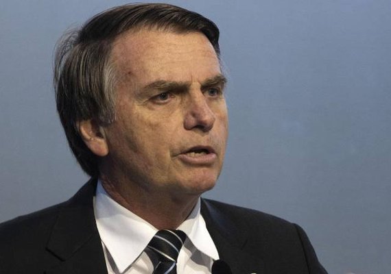 Justiça manda retirar outdoors de Bolsonaro