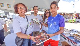 Feira de Troca de Livros acontece no Jacintinho