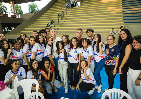 Rafael Brito comemora resultado de Alagoas no IDEB com maior nota da história